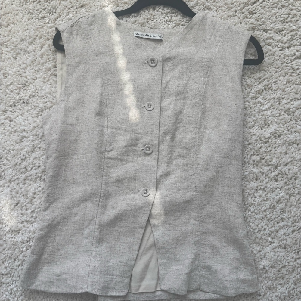Abercrombie & Fitch Neutral Linen Button Top